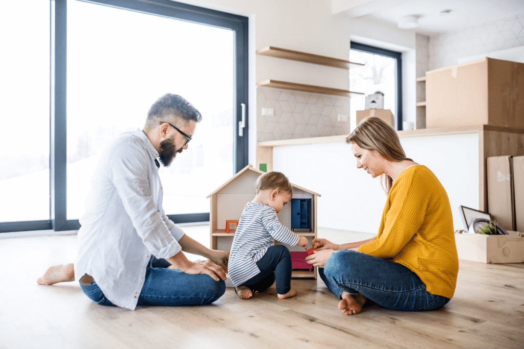 Une famille retrouve le confort thermique après avoir fait isoler le plancher