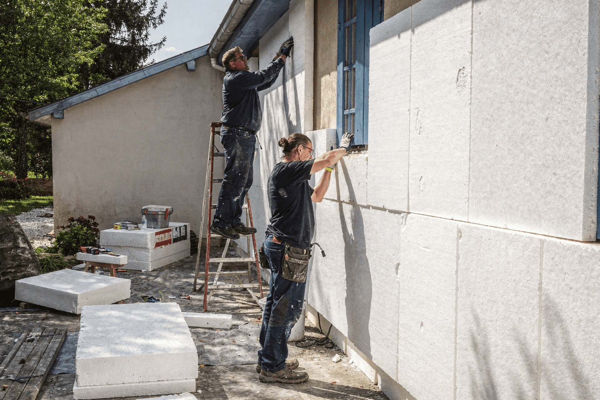 Chantier isolation extérieure des murs en région Rhône-Alpes